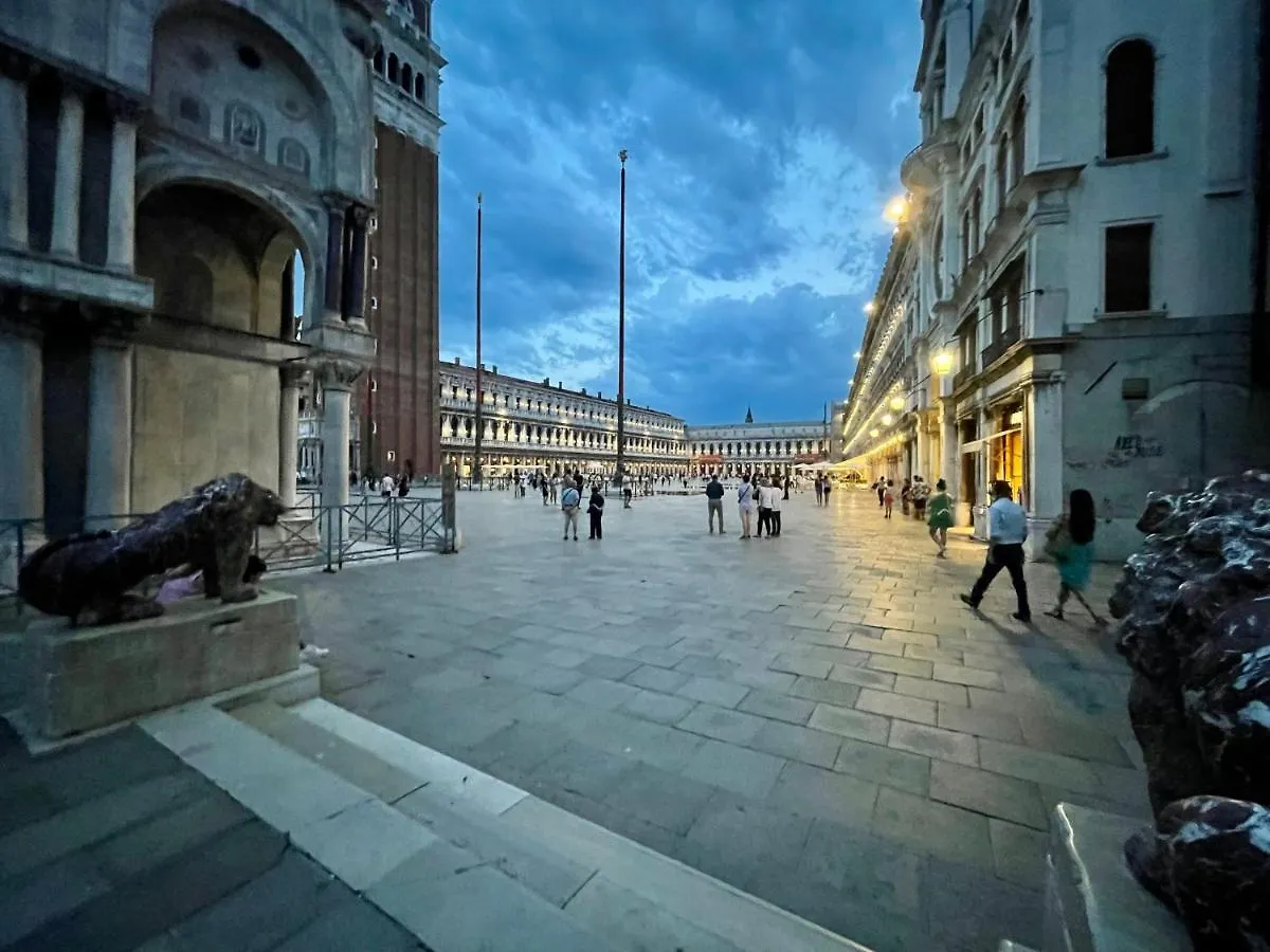 San Marco Luxury Apartments Steps From St Marks Venedig